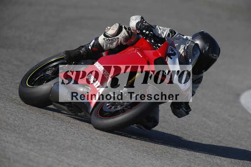 /Archiv-2024/02 29.01.-02.02.2024 Moto Center Thun Jerez/Gruppe blau-blue/258